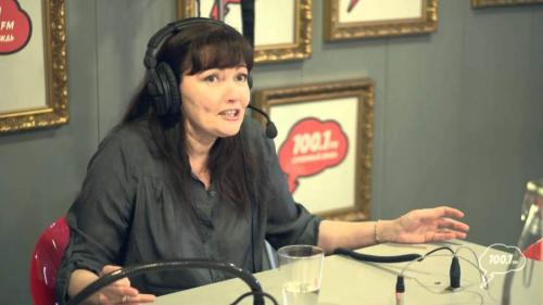 Как выглядят актеры дубляжа, озвучивающие фильмы и игры для России