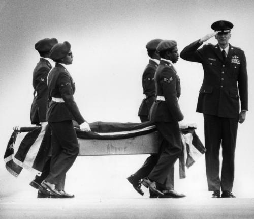 Катастрофа "Челленджера": 25 лет спустя. Уникальные фото