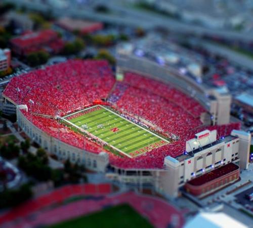 Фотоэффект Tilt-Shift: лилипутские фотографии в реале