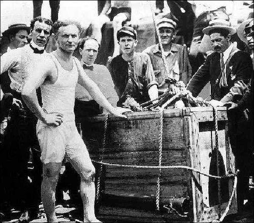 Гарри Гудини: непревзойденный человек-пластилин