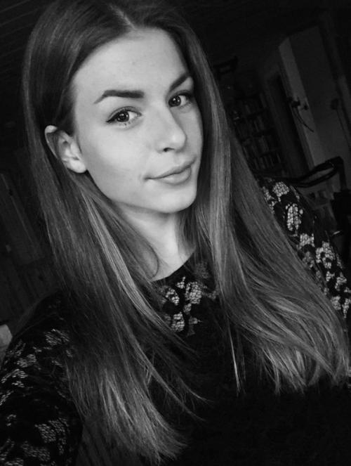 "В яблочко!": самые красивые биатлонистки мира