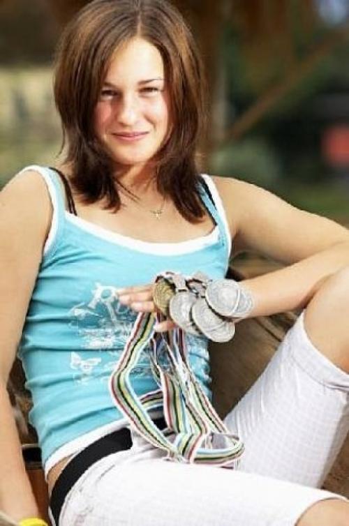 "В яблочко!": самые красивые биатлонистки мира