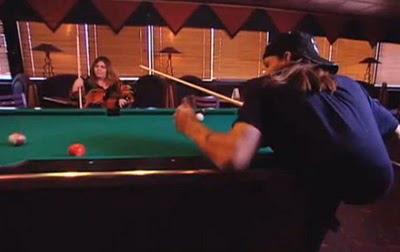 Человек с половиной тела показал миру, как жить