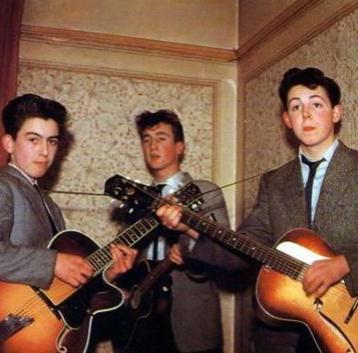 Редкие снимки знаменитостей прошлого и настоящего. Ч.11