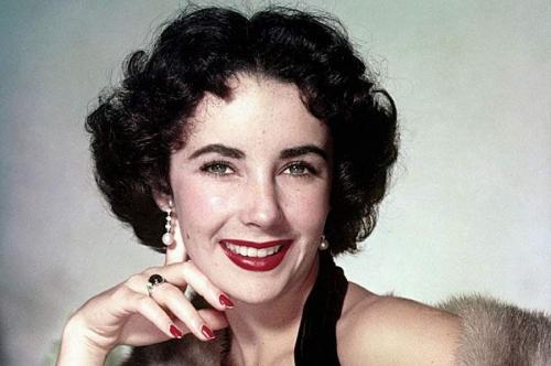 Артисты с самыми долгими карьерами в истории