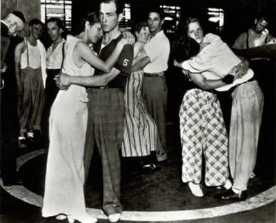 Танцы до упаду на танцевальных марафонах 1920-30-х годов