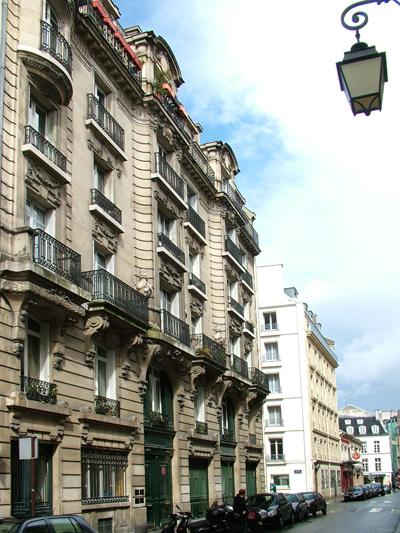 Топ-9 мест гибели знаменитостей, ставших объектами поклонения