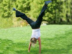 Камерон Диас  ходила на руках