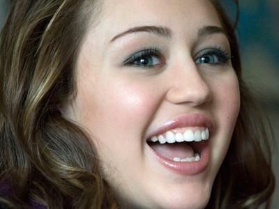 Топ-15 знаменитостей, похороненных при жизни