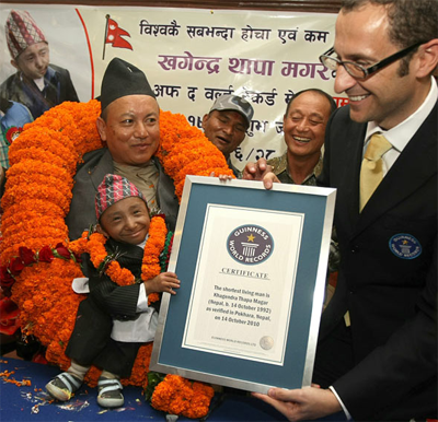 Джунри Балауинг — cамый низкий человек в мире