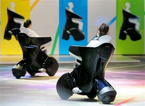 Кресло с мотором конкурирует с автомобилем