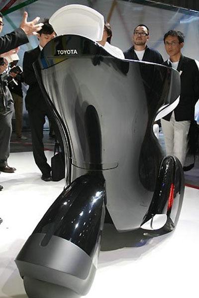 Кресло с мотором конкурирует с автомобилем