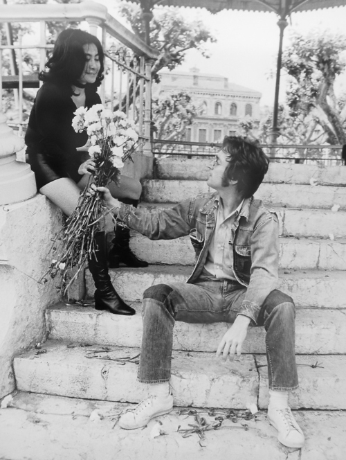 Редкие фотографии всемирно известных звезд. Часть 9