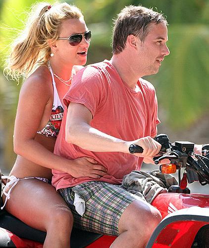 Самые жаркие романы лета