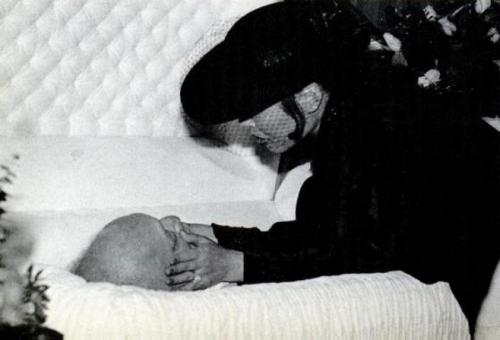 Актеры, умершие или погибшие на съемочной площадке