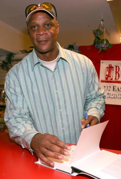 Топ-50 спортсменов, которые побывали в тюрьме