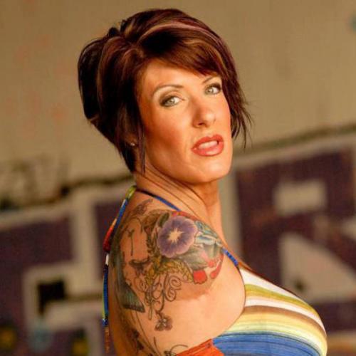 Культуристка без рук выиграла чемпионат по бодибилдингу