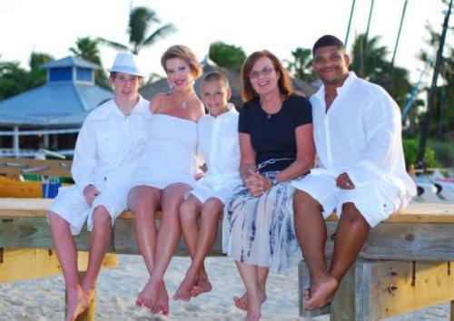 Культуристка без рук выиграла чемпионат по бодибилдингу