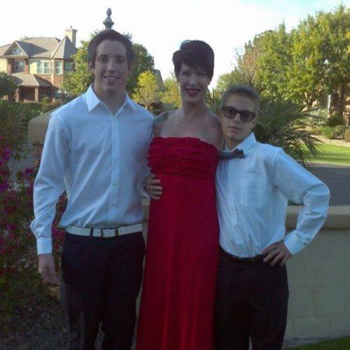 Культуристка без рук выиграла чемпионат по бодибилдингу