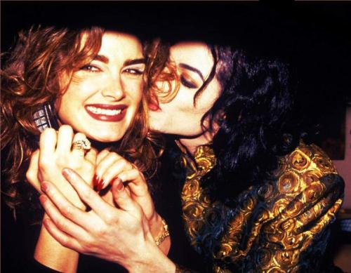 Самые неожиданные романы знаменитостей, о которых все забыли