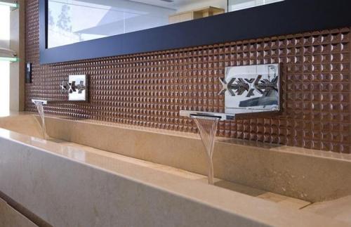 Во Франции конфискован особняк сынка Каддафи