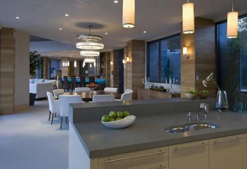 Во Франции конфискован особняк сынка Каддафи