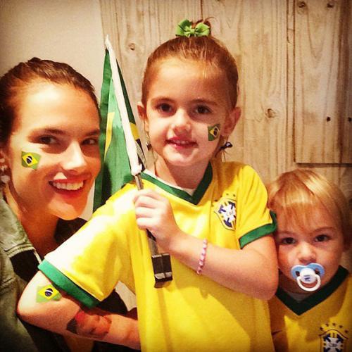 Самые известные дети звезд в Instagram