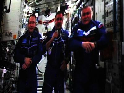 Премьеру фильма «12 месяцев» подняли до космических высот