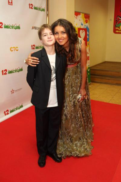 Премьеру фильма «12 месяцев» подняли до космических высот