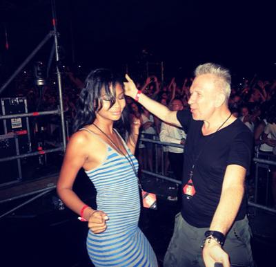 Последние фотографии звезд из Твиттеров