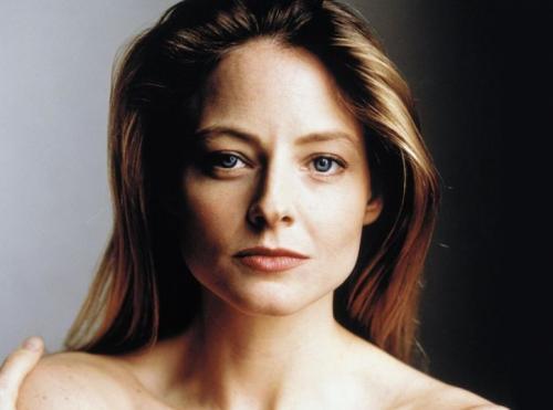 Самые известные случаи нападения фанатов на звезд