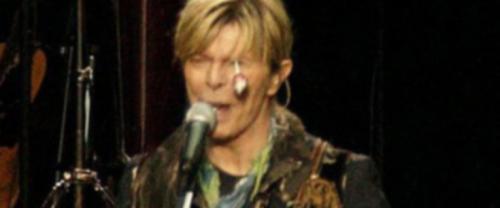 Самые известные случаи нападения фанатов на звезд