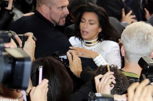 Самые известные случаи нападения фанатов на звезд