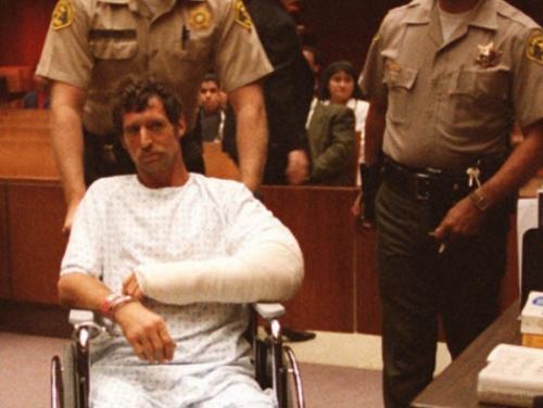 Самые известные случаи нападения фанатов на звезд