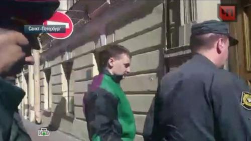 Самые известные случаи нападения фанатов на звезд