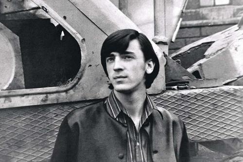 Знаменитости, которым пришлось пожить в коммуналке