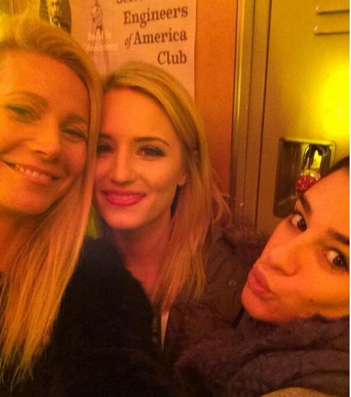 Последние фото звезд из твиттеров