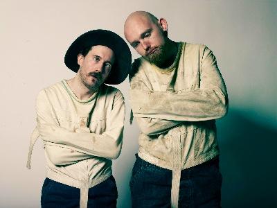 Уродцы собрались под крышей британского агентства