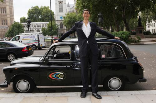 Уродцы собрались под крышей британского агентства