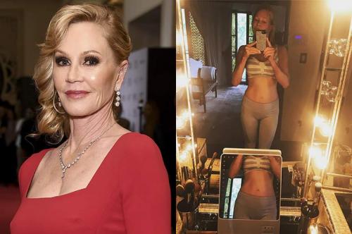 Звезды за 50, которые не стесняются выкладывать фото в купальниках