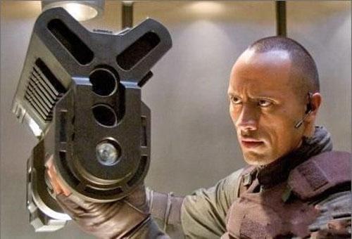 Самое крутое оружие из блокбастеров