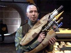 Самое крутое оружие из блокбастеров