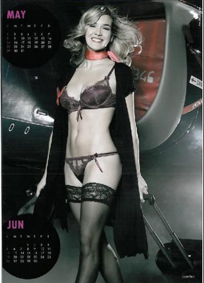 Гламурный протест "Раздетых до нитки"