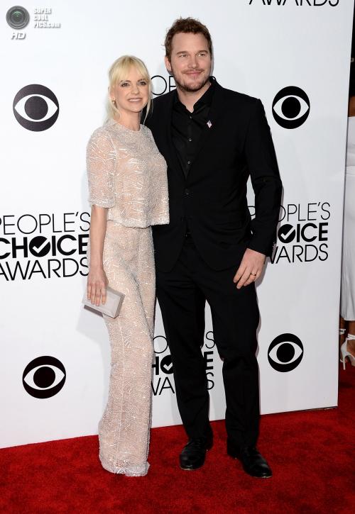 Звездные пары: знаменитые "красавицы и чудовища"