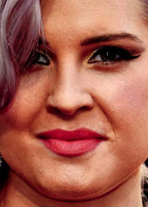 Звезды крупным планом: как знаменитости выглядят на самом деле