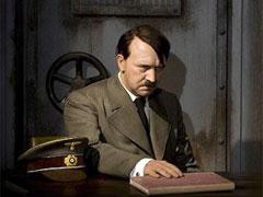 В Берлине обезглавили воскового Гитлера