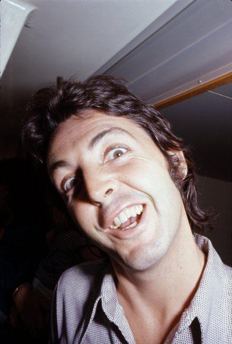 Редкие снимки знаменитостей прошлого и настоящего. Часть 17