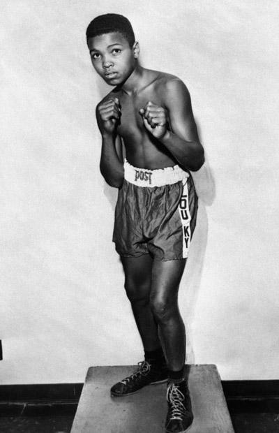 Редкие снимки знаменитостей прошлого и настоящего. Часть 17