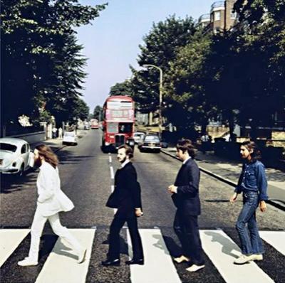 Кадры с фотосессии The Beatles для обложки к альбому Abbey Road