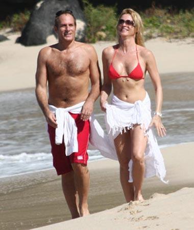 Как звезды провели новогодние каникулы